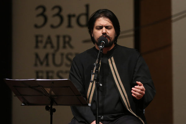 انصراف پوریا اخواص از جشنواره موسیقی فجر 34