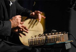 آلبوم موسیقی سنتی «چنگِ حزین» به آهنگسازی حسن کیانی نژاد و خوانندگی احمد بیرانوند