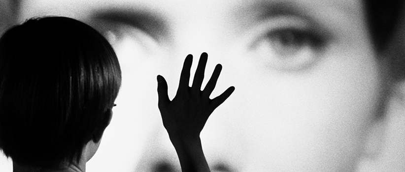 فیلم پرسونا - Persona محصول سوئد کارگردان: Ingmar Bergman بازیگران: Bibi Andersson, Liv Ullmann سال ساخت: ۱۹۶۶