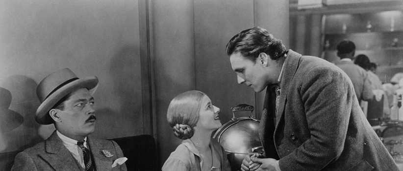 فیلم Sunrise: A Song of Two Humans محصول آمریکا کارگردان: F. W. Murnau بازیگران: George O’Brien, Janet Gaynor, Margaret Livingston سال ساخت:‌ ۱۹۲۷